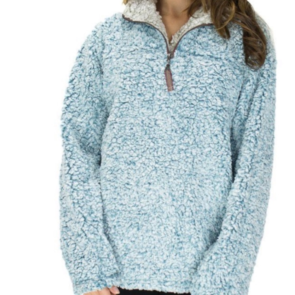 Aqua colored True Grit by Dylan